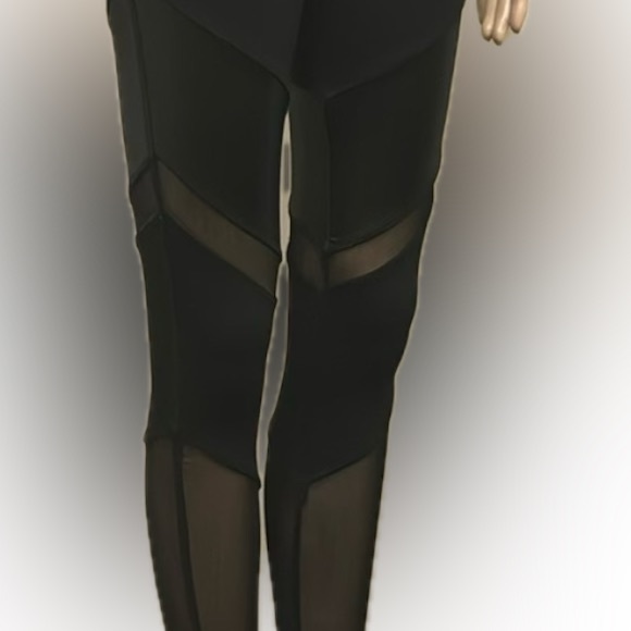 Black Leggings Spandex size Small - Picture 3 of 10